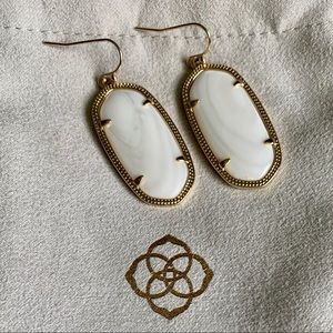 kendra scott elle gold drop earrings